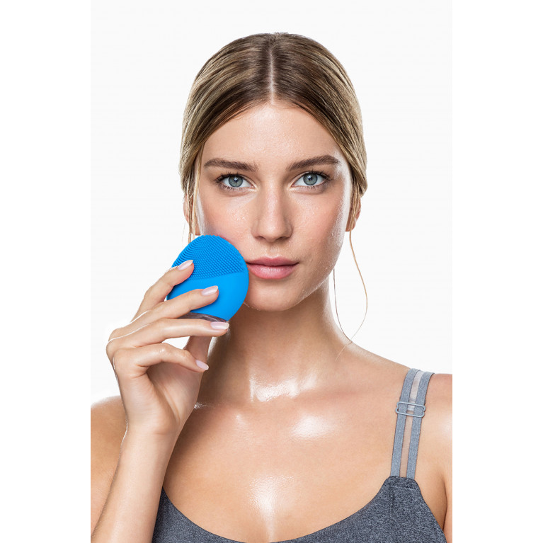 Foreo - Aquamarine LUNA™ Mini 2 Facial Cleansing Brush