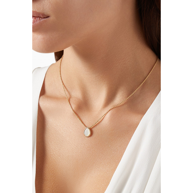 Boucheron - Serpent Bohème Pendant with Mother of Pearl in 18kt Yellow Gold, S Motif