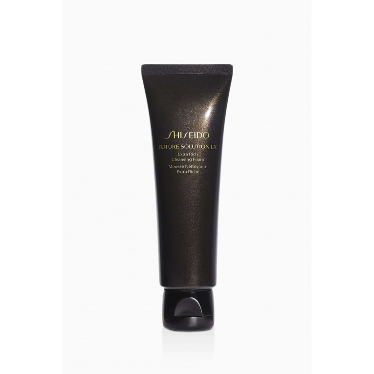 Shiseido - Future Solution LX Extra Rich Cleansing Foam, 125ml