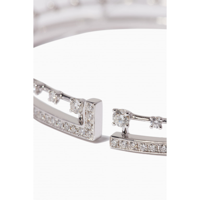 Marli - Avenues Diamond Open Hinged Bracelet in 18kt White Gold