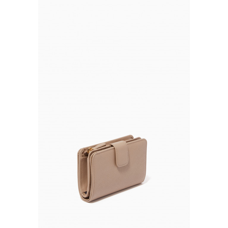 Prada - Small Wallet in Saffiano Leather Neutral