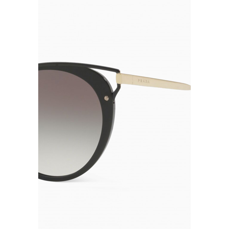 Prada - Round Sunglasses in Acetate Black
