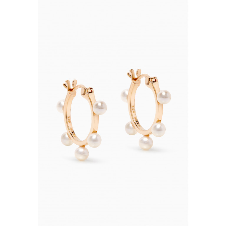 Mateo New York - Small Pearl Dot Hoops in 14kt Yellow Gold Yellow