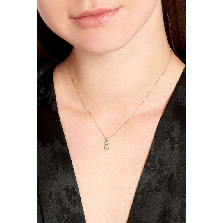Aquae Jewels - Trilogy Diamond Pendant Necklace in 18kt Yellow Gold