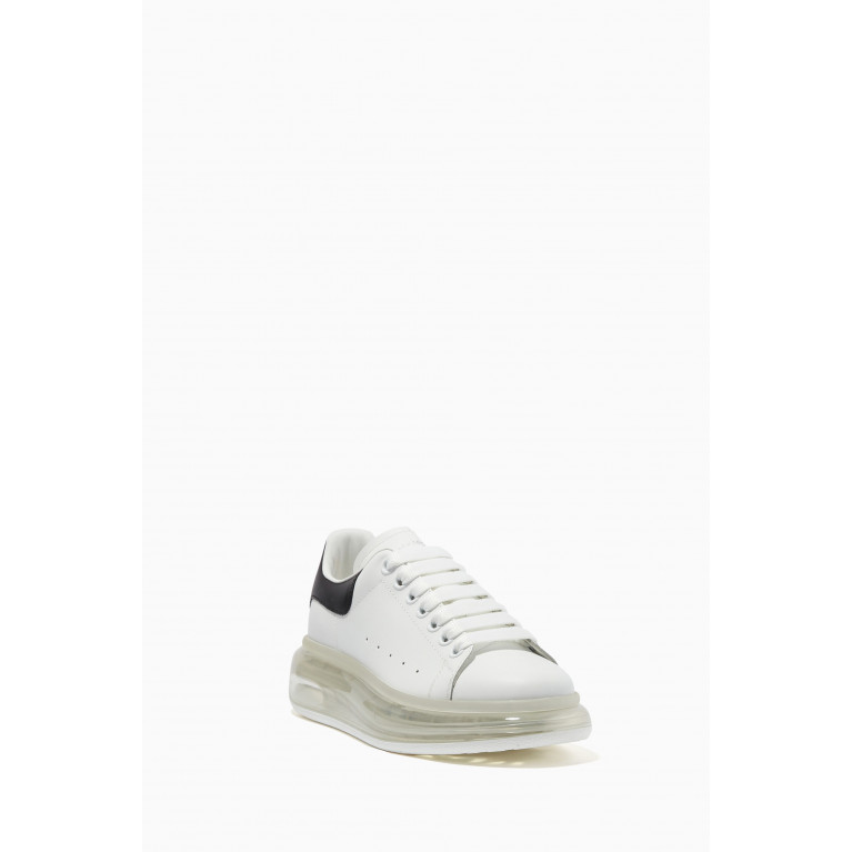 Alexander McQueen - Oversized Sneakers in Leather White