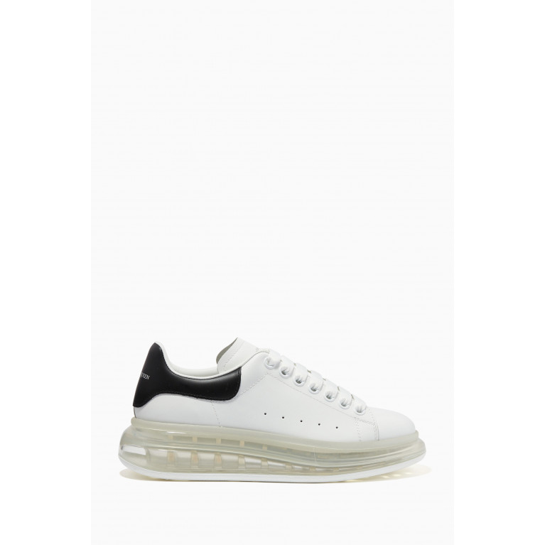 Alexander McQueen - Oversized Sneakers in Leather White