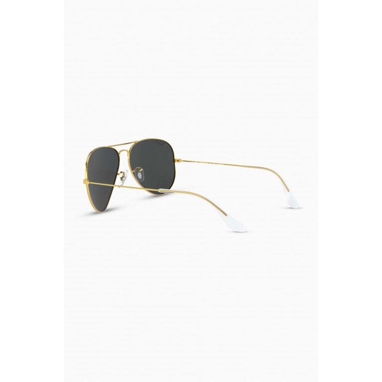 Ray-Ban - Aviator™ Classic Polarized Sunglasses Gold