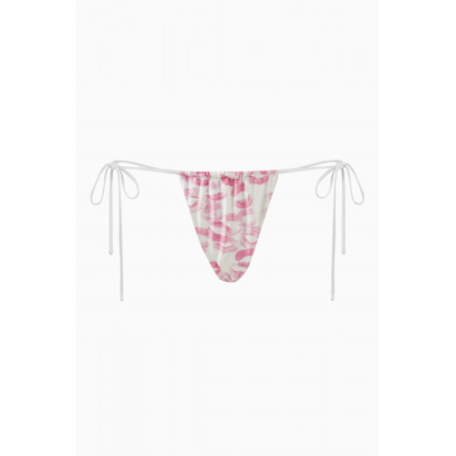 Frankies Bikinis - x Sydney Sweeney Tia String Bikini Briefs Pink