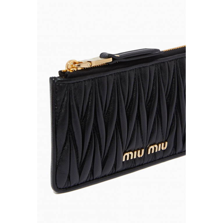 Miu Miu - Zipped Wallet in Matelassé Nappa Leather Black