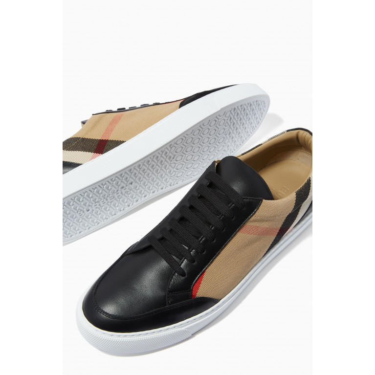 Burberry - Sneakers in Leather and House Check Cotton