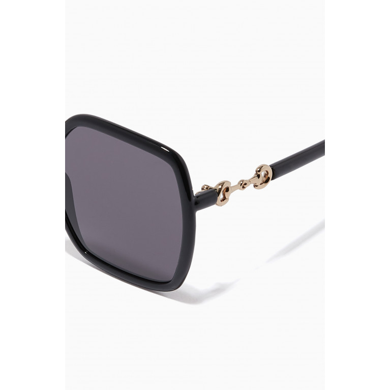 Gucci - Square Sunglasses in Acetate Black