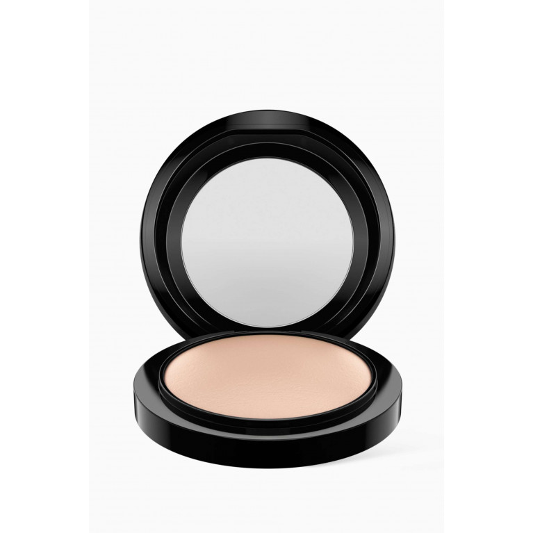 MAC Cosmetics - Medium Mineralize Skinfinish Natural Powder, 10g Medium