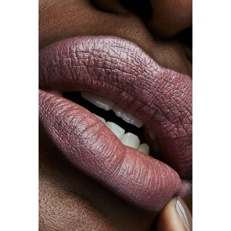 MAC Cosmetics - Brave Satin Lipstick, 3g Brave