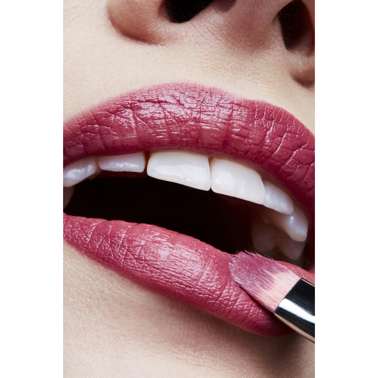 MAC Cosmetics - Captive Satin Lipstick, 3g