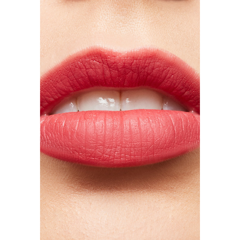 MAC Cosmetics - A Little Tamed Powder Kiss Lipstick, 3g