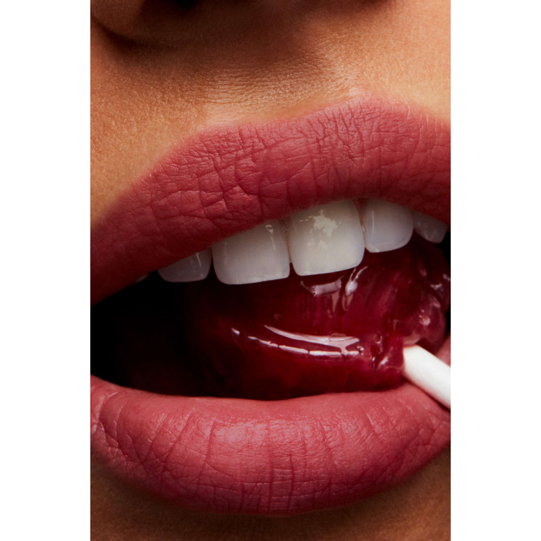 MAC Cosmetics - Stay Curious Powder Kiss Lipstick, 3g