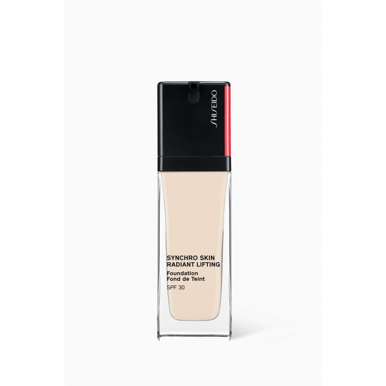 Shiseido - 110 Alabaster, Synchro Skin Radiant Lifting Foundation SPF 30, 30ml
