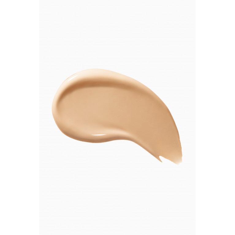 Shiseido - 210 Birch, Synchro Skin Radiant Lifting Foundation SPF 30, 30ml