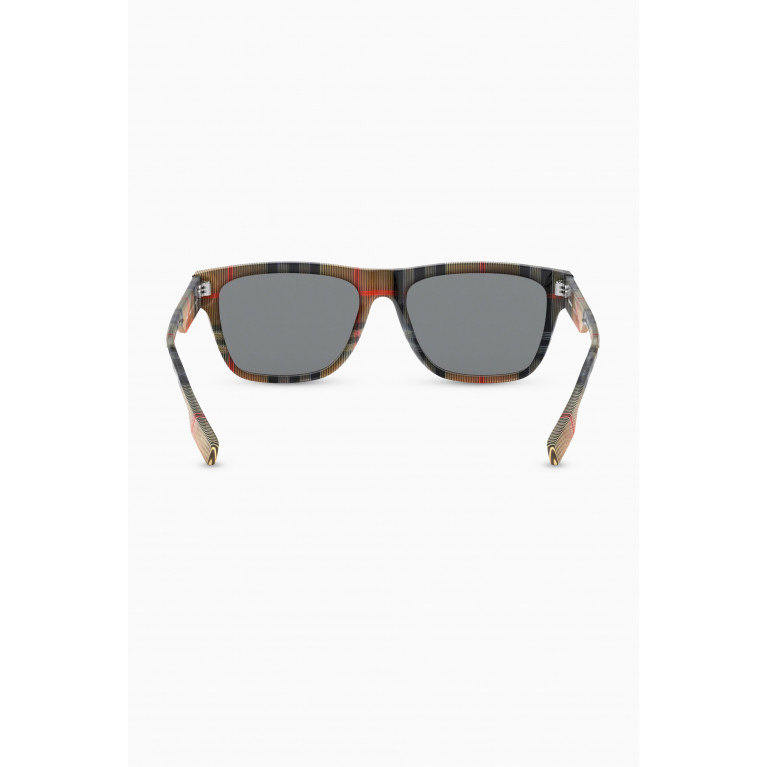 Burberry - Square Frame Sunglasses with Vintage Check