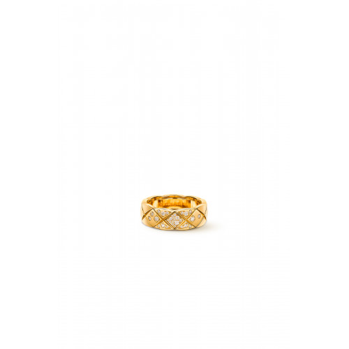 CHANEL - Quilted motif, small version, 18K yellow gold, diamonds