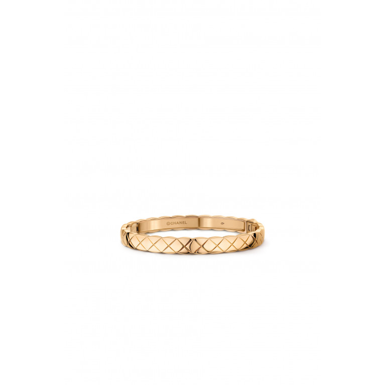 CHANEL - Quilted motif, 18K BEIGE GOLD