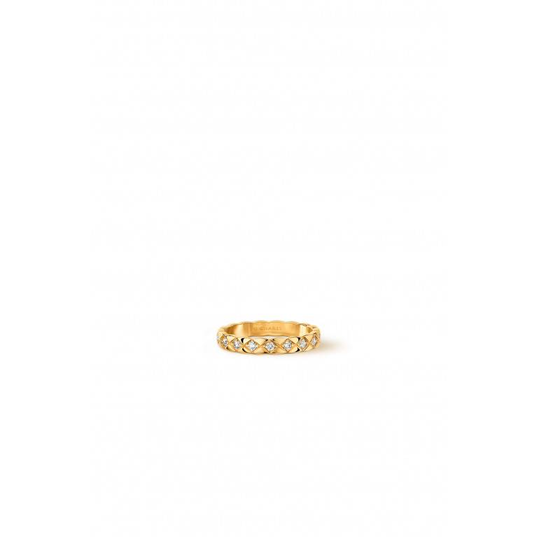 CHANEL - Quilted motif, mini version, 18K yellow gold, diamonds