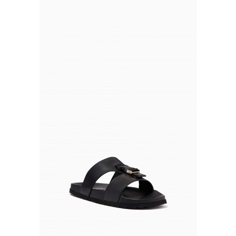 Burberry - Buckled Slide Sandals in Leather
