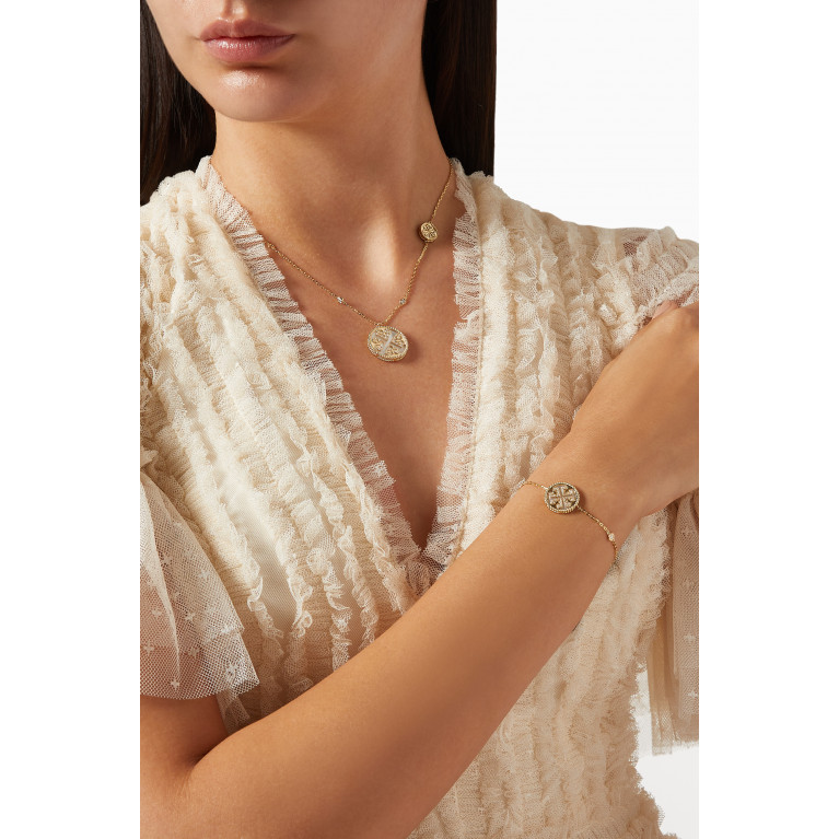 Damas - Lace Necklace with Mother of Pearl & Diamond in 18kt Yellow Gold