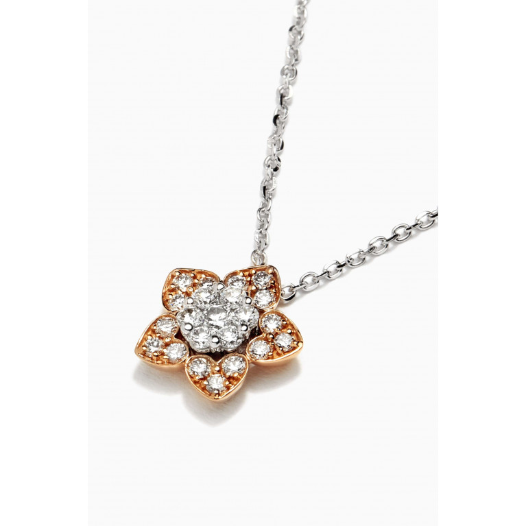 Damas - Heart to Heart Star Flower Pendant Chain with Diamonds in 18kt Gold White