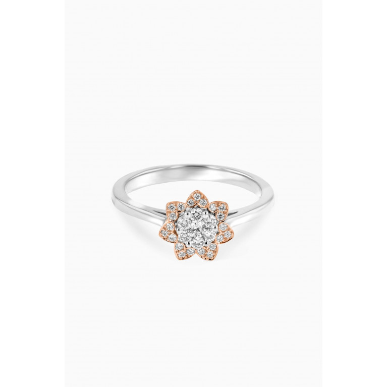 Damas - Heart to Heart Star Flower Ring with Diamonds in 18kt Gold White
