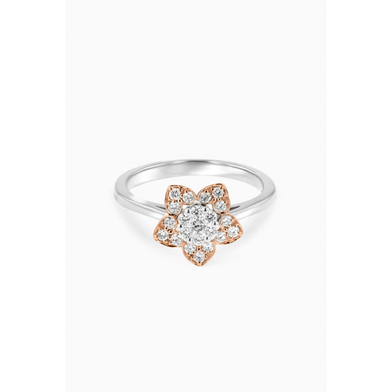 Damas - Heart to Heart Star Flower Ring with Diamonds in 18kt Gold White
