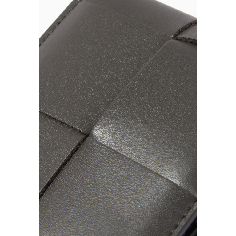 Bottega Veneta - Bi-fold Wallet in Intrecciato Urban Leather