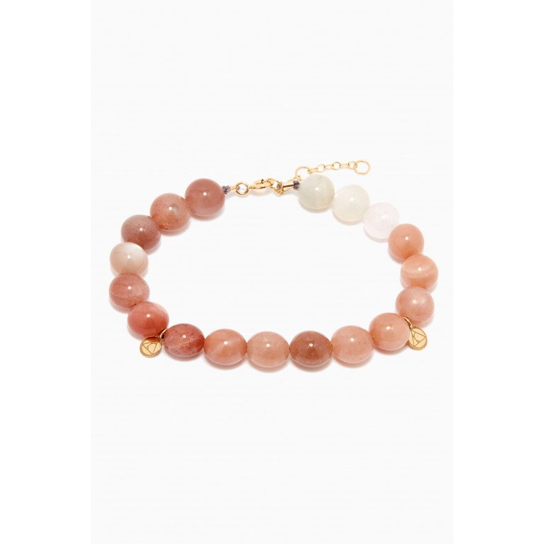 The Alkemistry - Cinta Bracelet with Rainbow Moonstone Ombre & 18kt Yellow Gold