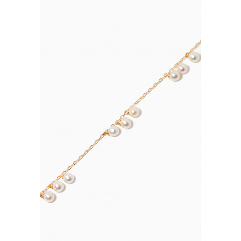STONE AND STRAND - Pearly Charm Bracelet in 10kt Yellow Gold