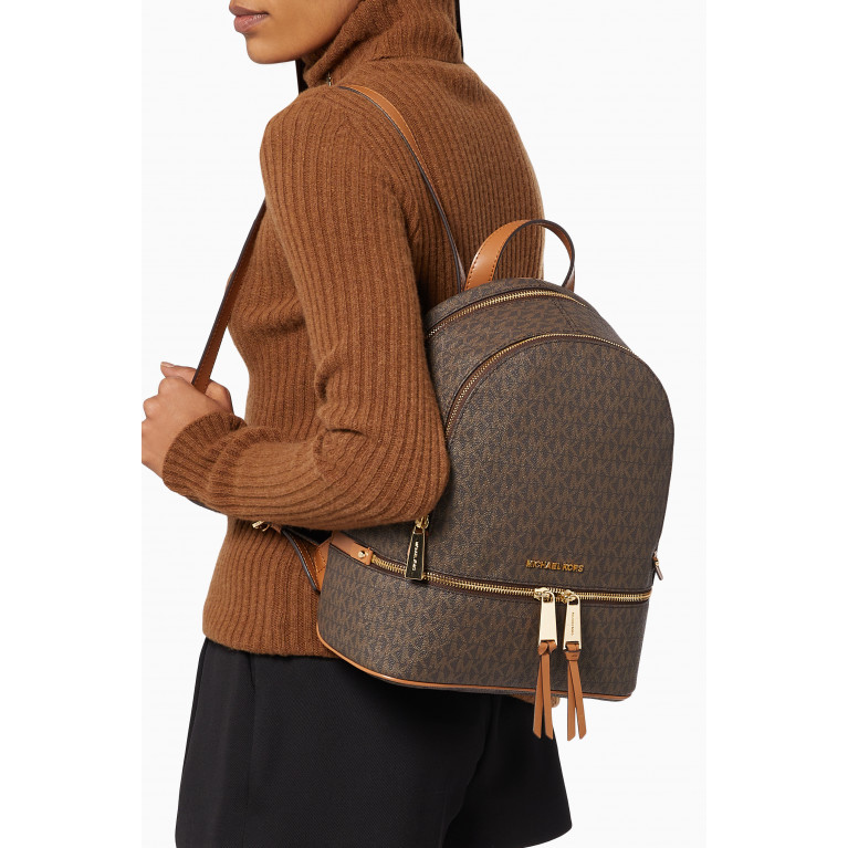 MICHAEL KORS - Medium Rhea Backpack in Logo Canvas