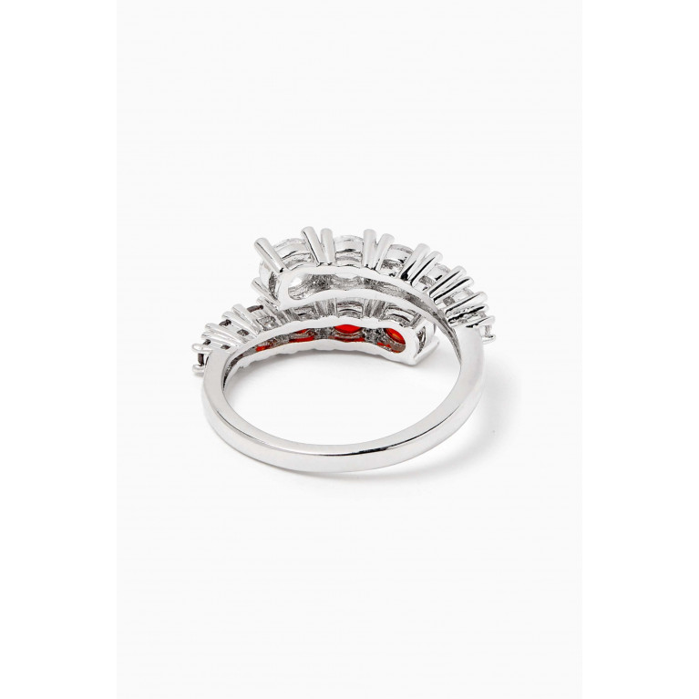 CZ by Kenneth Jay Lane - Graduated Round CZ Bypass Ring in Rhodium-plated Brass Red