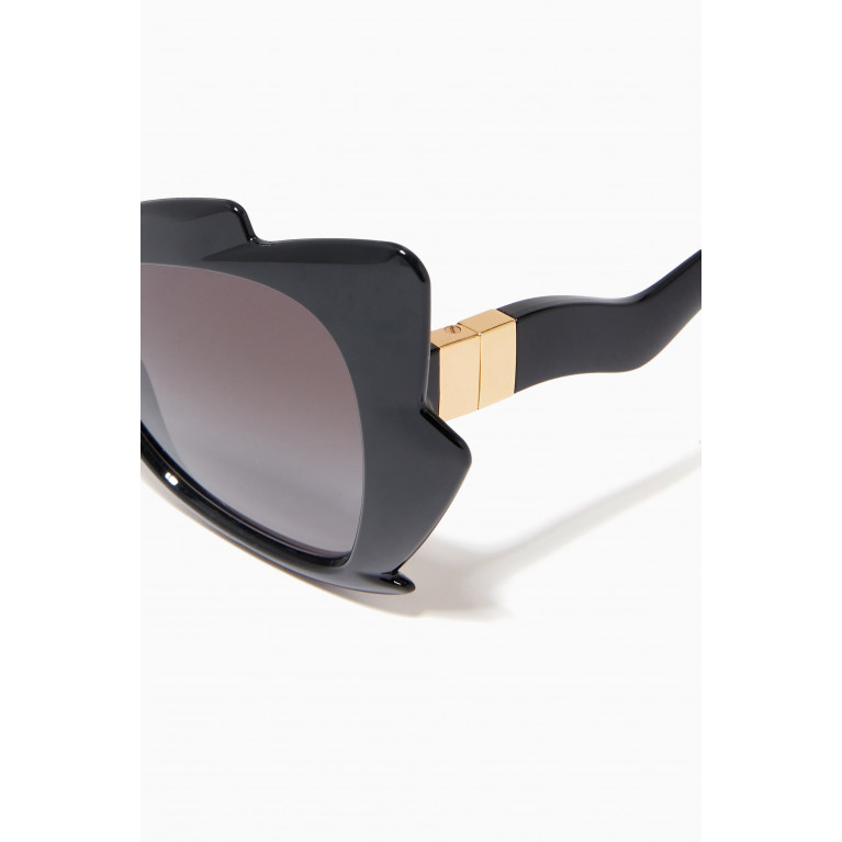 Dolce & Gabbana - Cat Eye Sunglasses in Acetate
