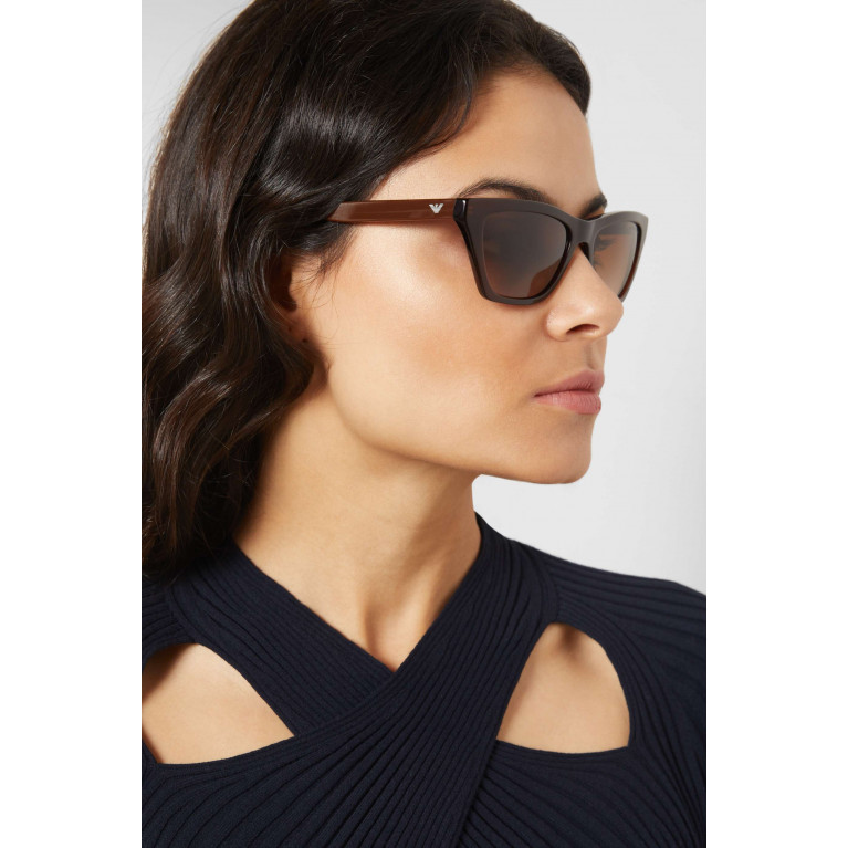 Emporio Armani - Cat-eye Sunglasses in Acetate Brown