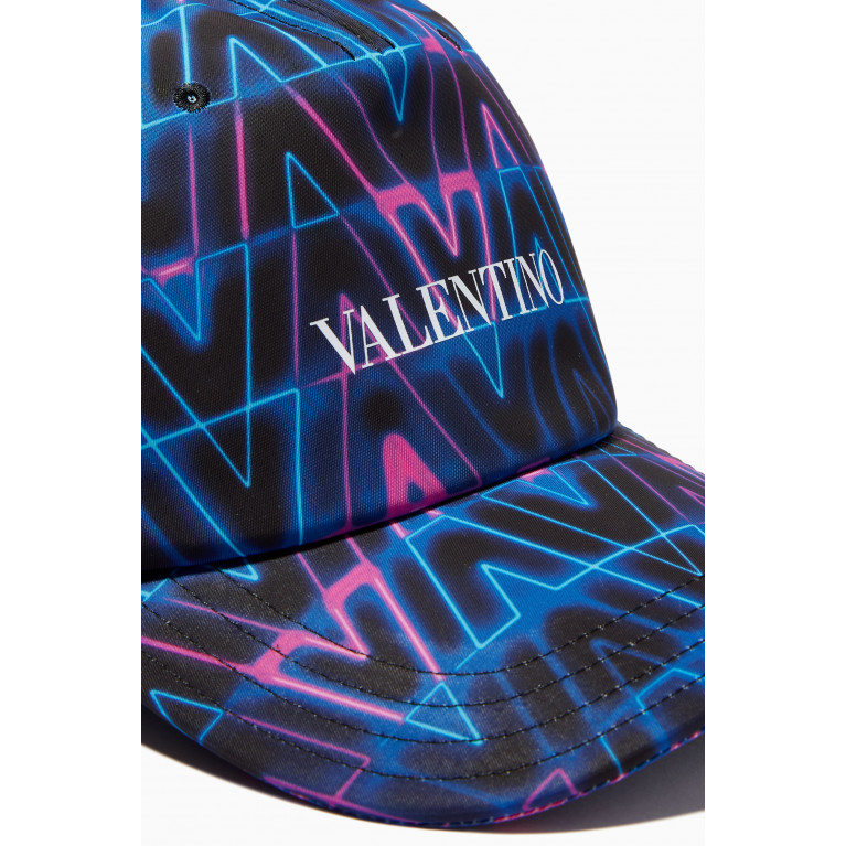 Valentino - Valentino Optical V Cap in Cotton Blend