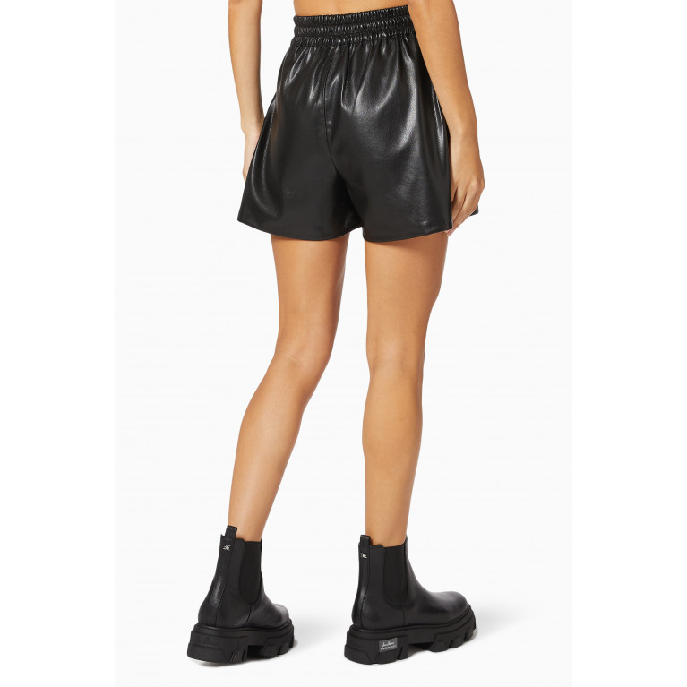 Good American - Better Than Leather Shorts in Faux Leather Black