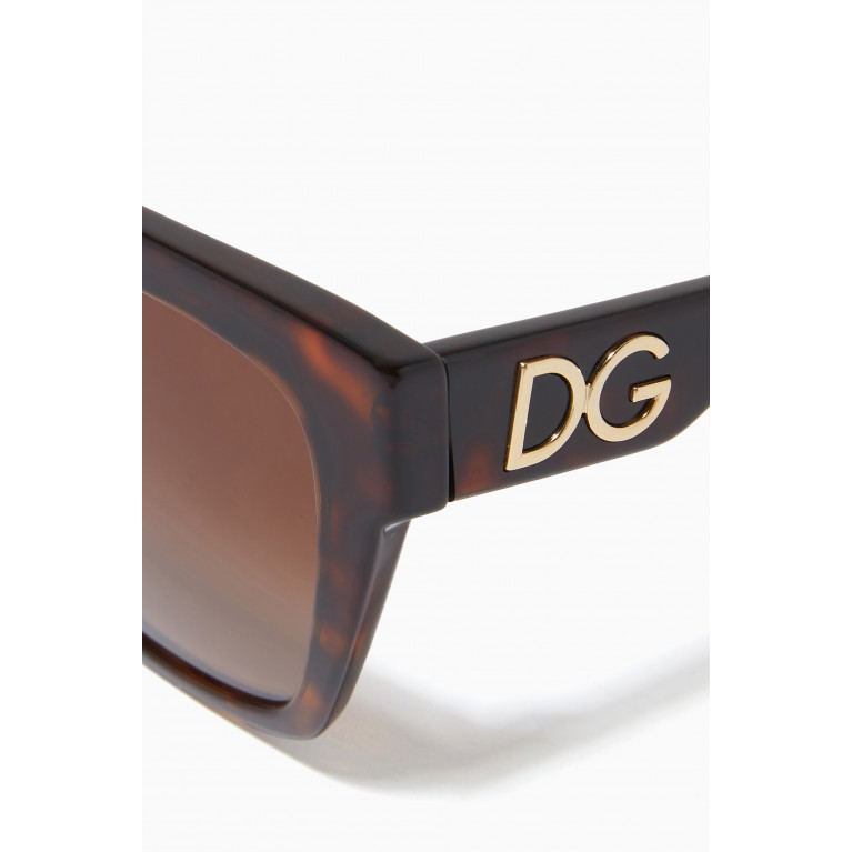 Dolce & Gabbana - Print Family Square Sunglasses in Nylon Fiber