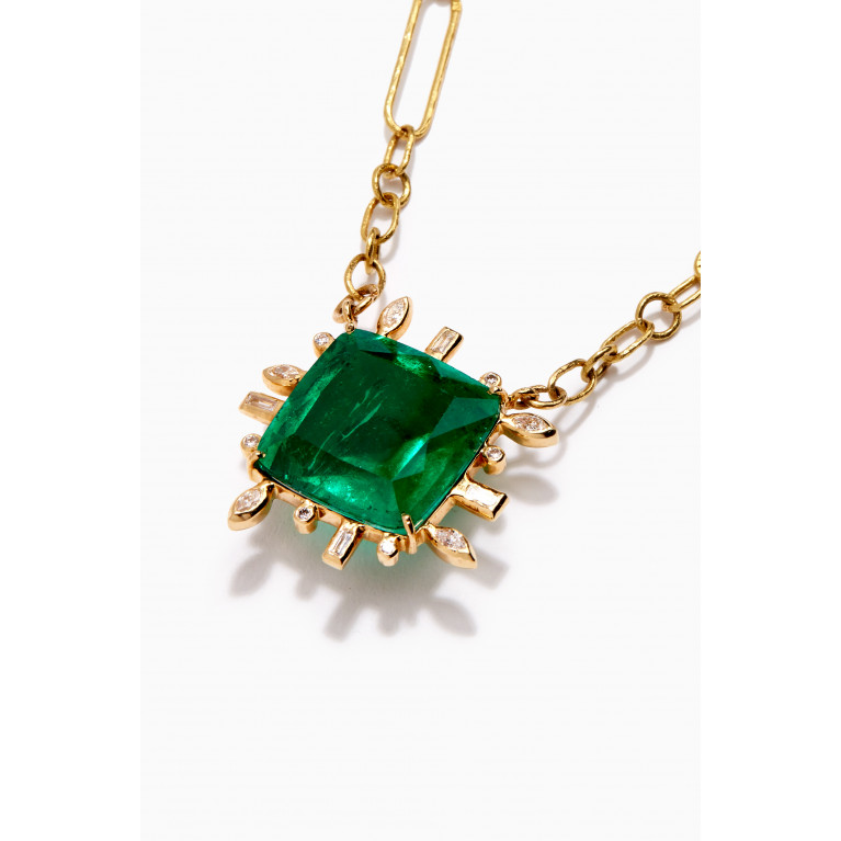 Dima Jewellery - Emerald & Diamond Chain Link Necklace in 18kt Yellow Gold