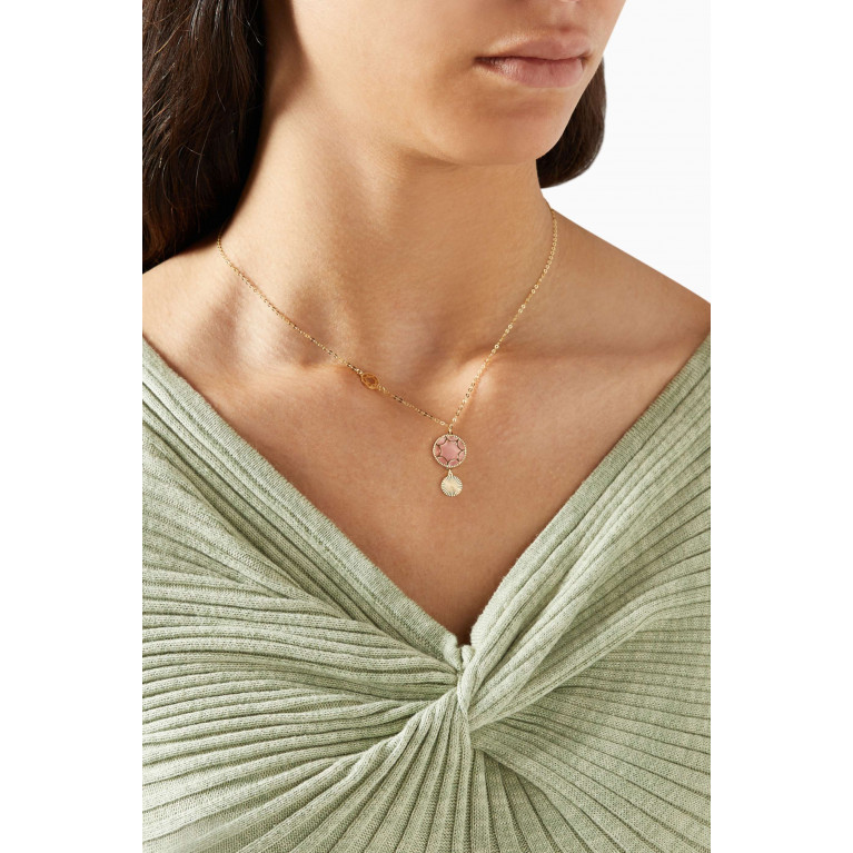 Damas - Amelia Roma Mother of Pearl Charm Necklace in 18kt Yellow Gold