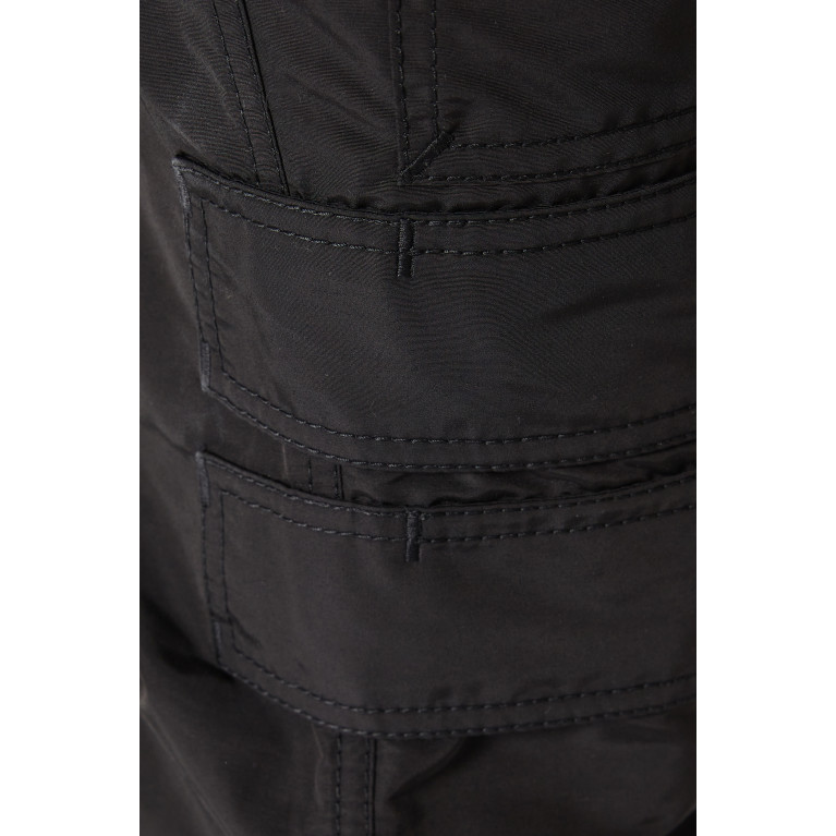 Burberry - Cargo Pants in Nylon