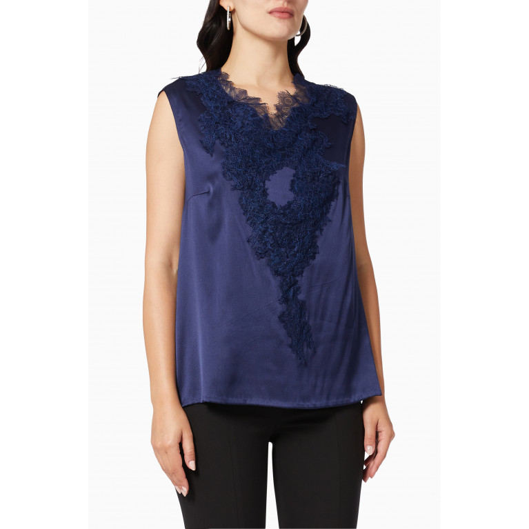 Pearl Haute Couture - Lace Sleeveless Blouse