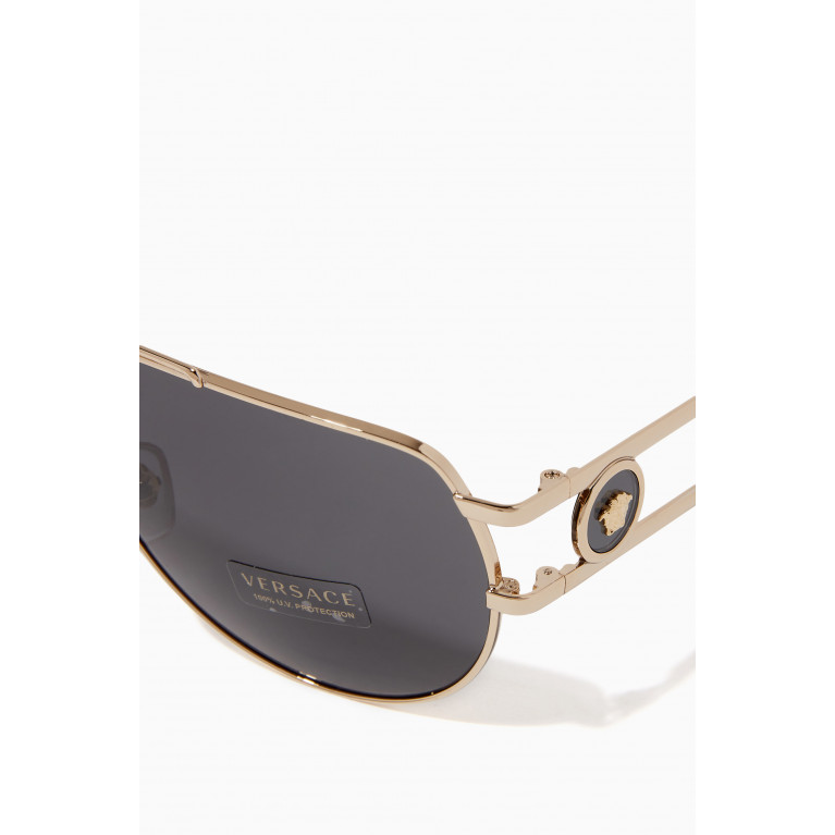 Versace - Medusa Pilot Sunglasses in Metal