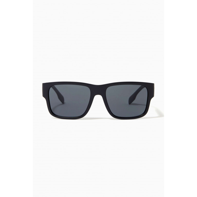 Burberry - D-frame Sunglasses in Acetate