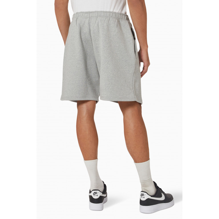 Nike - Swoosh Shorts in Cotton Fleece Grey