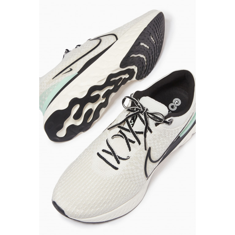 Nike Running - React Infinity Run Flyknit 3 Sneakers in Flyknit Textile Neutral