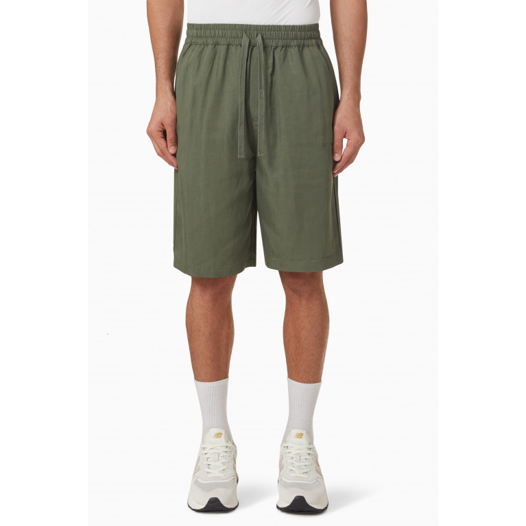 Les Deux - Otto Bermuda Shorts in Linen & Tencel Green